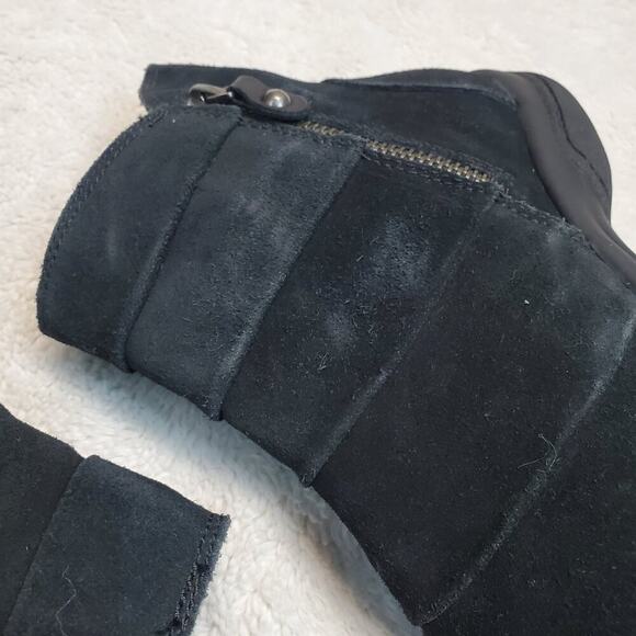 Clarks Black Suede Leather Lagenlook Ruched Goth Zip Ankle Boots Shoes 6W 6 Wide - Picture 10 of 10